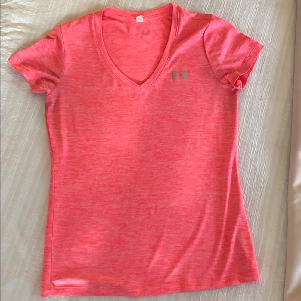 Short sleeved Under Armour top
